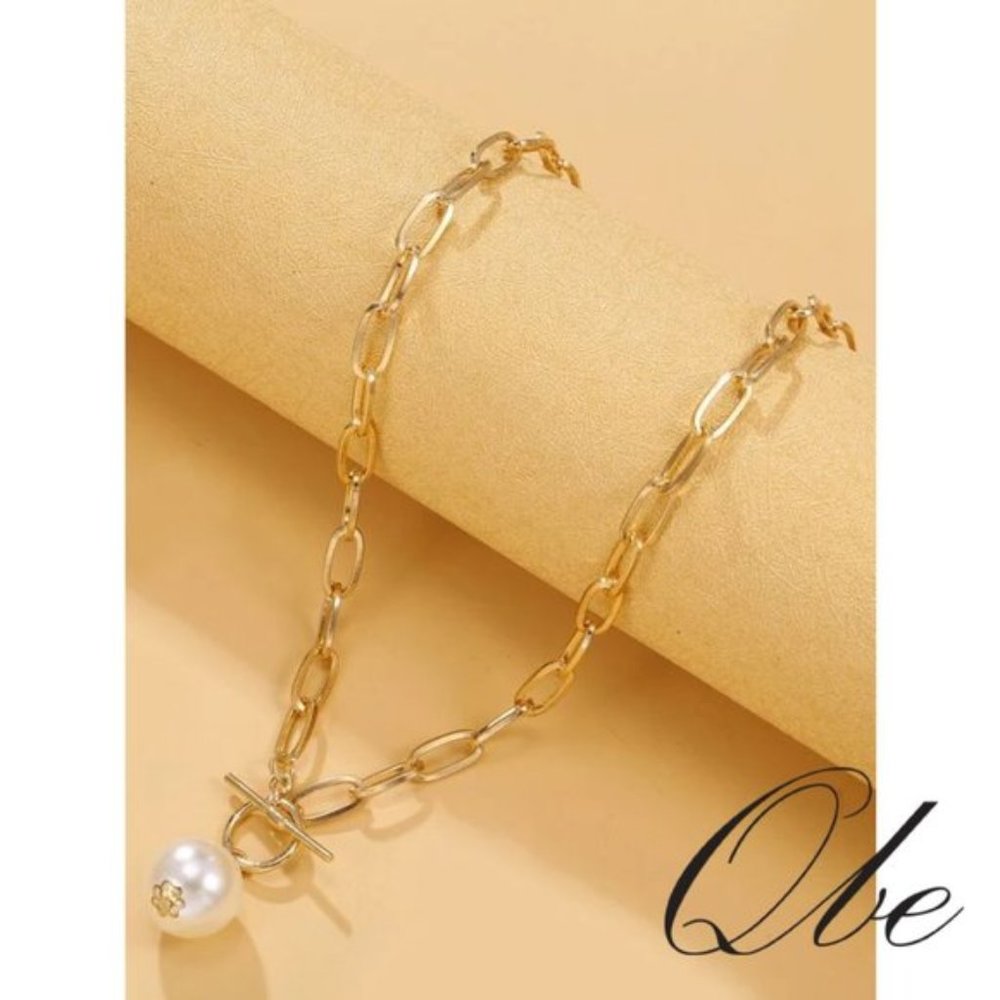 Qbe Faux Pearl Decor Chain Necklace